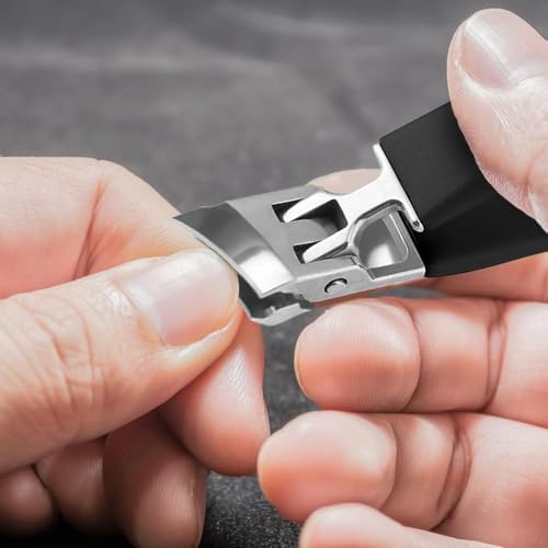 Wide Jaw Opening Anti-Splash Slanted Nail Clipper, 2025 Upgrade Fingernail and Toenail Clippers Clippers for Ingrown Nails, Curved Toenail Clippers Wide Jaw Toenail Clippers (Black)