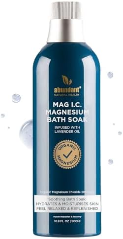 MAG I.C. Magnesium Bath Soak Infused with Lavender Oil to Hydrate, Soothe and Moisturize Skin, Relax and Replenish Muscles, Highly Concentrated Pure Magnesium Salts, 500mL