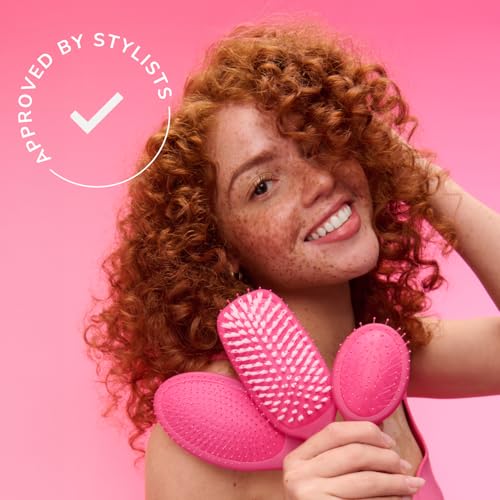 Wet Brush Disney Original Hair Detangler, Moana (Elegant Princess), Ultra-Soft IntelliFlex Bristles, Detangling Brush Glides Through Tangles (Wet Dry & Damaged Hair), Women & Men