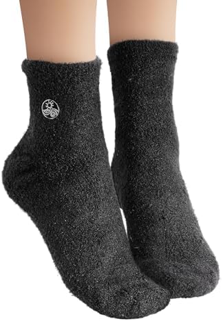 Earth Therapeutics Aloe Socks - Double Pack - Gray/Black (2 Pairs)